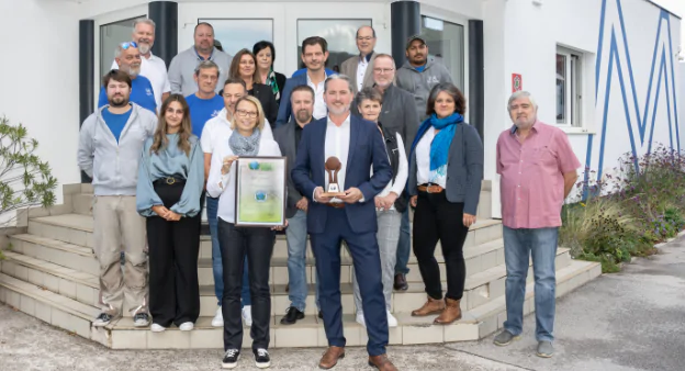 Mitarbeiter E Mayr bei der Green Brand Verleihung in Vösendorf
