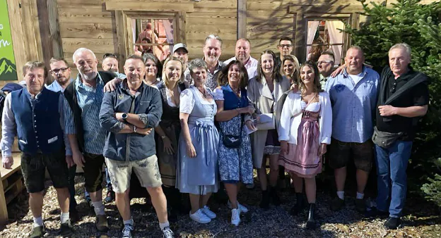Mitarbeiter von E Mayr auf der Wiesn in Wien